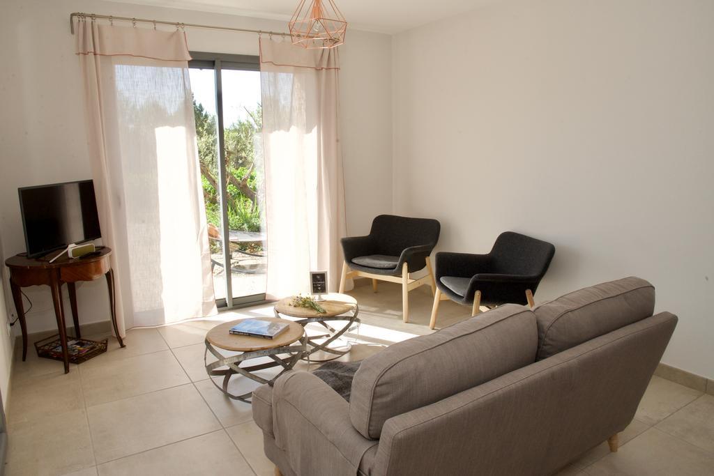 Les Lodges Du Pic Le Triadou Exterior foto